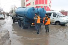 Более 700 кубометров воды откачано в заречной части Нижнего Новгорода 