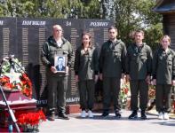 Найденные поисковиками останки красноармейца Ивана Никитина захоронили в Нижегородской области 