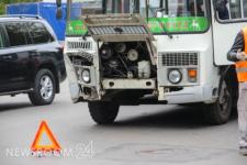 Автоледи протаранила автобус и иномарку в Дзержинске 