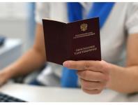 Медсестра нижегородского роддома отсудила досрочную пенсию на 165 000 рублей 
