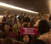 Самолет с нижегородцами вынужденно сел в Узбекистане из-за авиадебошира 