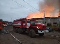 Склад на площади 900 кв.м загорелся в Дзержинске утром 10 октября  