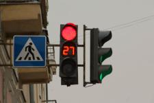 Движение транспорта изменили на перекрестке улиц Белинского и Ижорской 