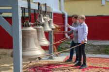 На звоницу нижегородского храма в честь Преображения Господня установили колокола 