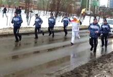 Погодные условия ухудшили прохождение Эстафеты Олимпийского огня в Нижнем Новгороде 