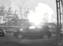 Камеры наблюдения сняли прогремевший в Нижнем Новгороде взрыв 