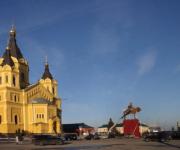 Картонный памятник Александру Невскому установили в Нижнем Новгороде 