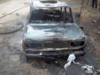 Автомобиль ВАЗ сгорел в Нижнем Новгороде 