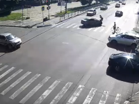 Опубликовано видео наезда на пешехода в центре Нижнего 