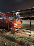 В Нижнем Новгороде автобус врезался  в остановку  