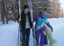 Влюбленные пары бесплатно покатались на лыжах на базе «Сормович» 14 февраля  