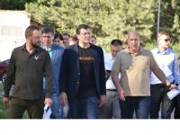 Никитин посетил соцобъекты Большого Харцызска в ДНР 