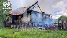 Дом многодетной семьи в Шахунье сгорел из-за шалости с огнем 
