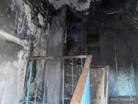 12 человек эвакуировали из-за возгорания холодильника в доме на Автозаводе 