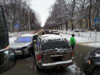 Три иномарки  столкнулись на проспекте Ильича в Нижнем Новгороде 