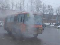Маршрутка с пассажирами задымилась на Зеленском съезде в Нижнем Новгороде 
