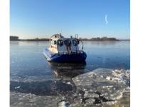 Девять человек сняли спасатели с льдины на Волге в Городецком районе 