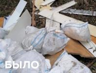Неизвестные свалили мусор у новой экотропы в Бурнаковской низине 