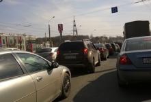 Многокилометровые пробки образовались на выездах из Нижнего Новгорода 30 апреля 