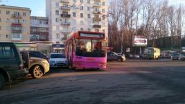 Движение троллейбусов парализовано из-за ДТП на улице Варварской в Нижнем Новгороде 