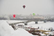 Воздушные шары поднялись в небо над Нижним Новгородом утром 1 марта  