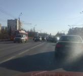 Огромная пробка образовалась из-за ДТП на проспекте Ленина 