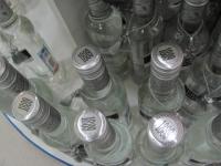 ФСБ изъяло 52 тысячи бутылок фальшивого алкоголя у жителя Павловского района 