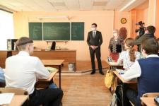 Шалабаев проверил открывшуюся после ремонта школу №32 в Нижнем Новгороде 