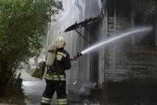 Большое строение сгорело в Шахунье 12 августа 