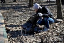 Полсотни нижегородцев вышли на субботник в парк имени Кулибина 