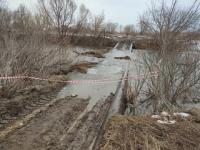 Автомобильный мост через Алатырь затоплен в Починковском районе 