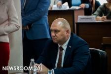 Суд рассмотрит иск прокурора к депутату Гельжинису 