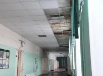 Протекшую из-за наледи крышу в школе №5 Дзержинска отремонтируют в 2023 году 