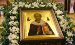 Икона с частицей мощей святителя Николая Чудотворца будет предывать в нижегородском храме 