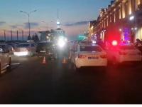 Два человека пострадали в ДТП с мотоциклом на Нижневолжской набережной 