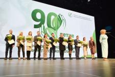 Нижегородских медиков наградили в честь 90-летия онкослужбы региона 