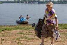 Нижегородские купальщики откликнулись на призыв активистов и убрались на двух пляжах 