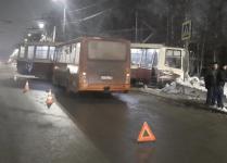 Три женщины пострадали в ДТП с трамваем и маршруткой в Нижнем Новгороде 
