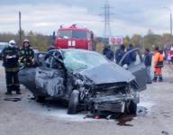 Лобовое столкновение двух авто в Нижнем Новгороде привело к гибели 2 человек, еще 4 тяжело ранены, - ГИБДД 