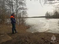 Тело мужчины извлекли из озеро Кисленко на Бору 