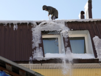 160 дел завели в Нижнем Новгороде из-за снега на крышах нежилых домов 