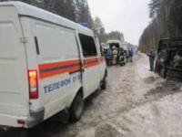 Восемь человек пострадали при опрокидывании автобуса в Навашинском районе 