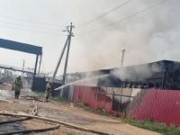 Склад стройматериалов горит на Бору 16 августа 