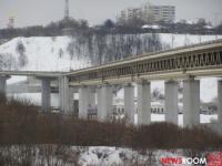 Скорость движения транспорта по нижегородскому метромосту дополнительно снижена 