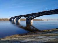 Мужчина погиб при падении с Канавинского моста в Нижнем Новгороде   
