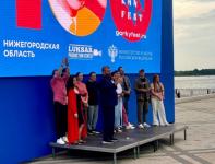 Летний кинотеатр фестиваля «Горький fest» открылся на Нижневолжской набережной 