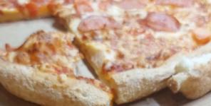 Гнилой зуб обнаружили нижегородцы в купленной пицце 