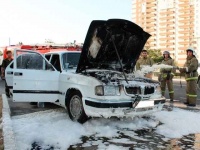 Две "Волги" подожгли в Нижнем Новгороде в течение десяти минут 