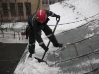 Чистить крышу здания администрации Нижнего Новгорода от снега и сосулек будут по конкурсу 