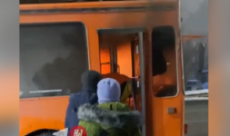 Троллейбус с пассажирами загорелся на Мещере в Нижнем Новгороде 6 февраля 